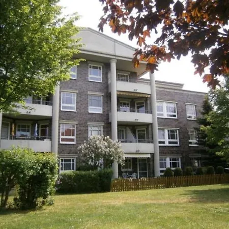 Wohlfuehl-wohnung In Gehobener Gegend Apartament *