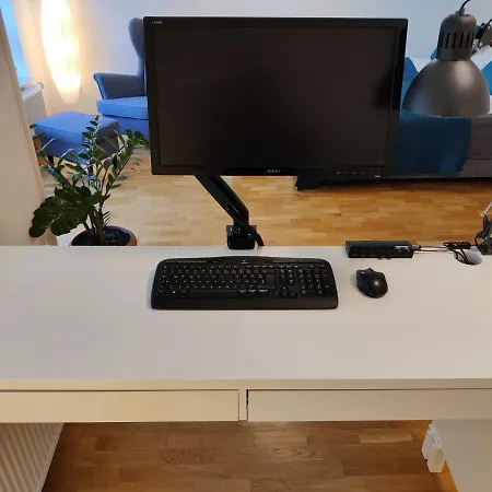 Wohlfuehl-wohnung In Gehobener Gegend Apartament *