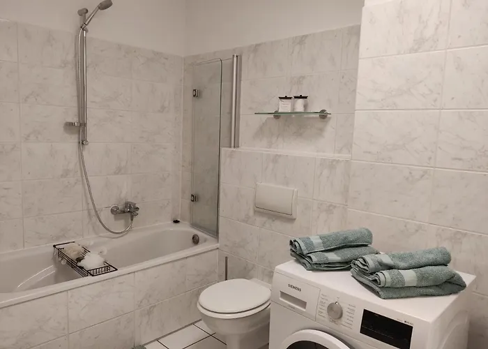 Wohlfuehl-wohnung In Gehobener Gegend *